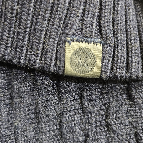 Lululemon Athletica Textured Navy Crew Neck Sweater - Picture 2 of 14